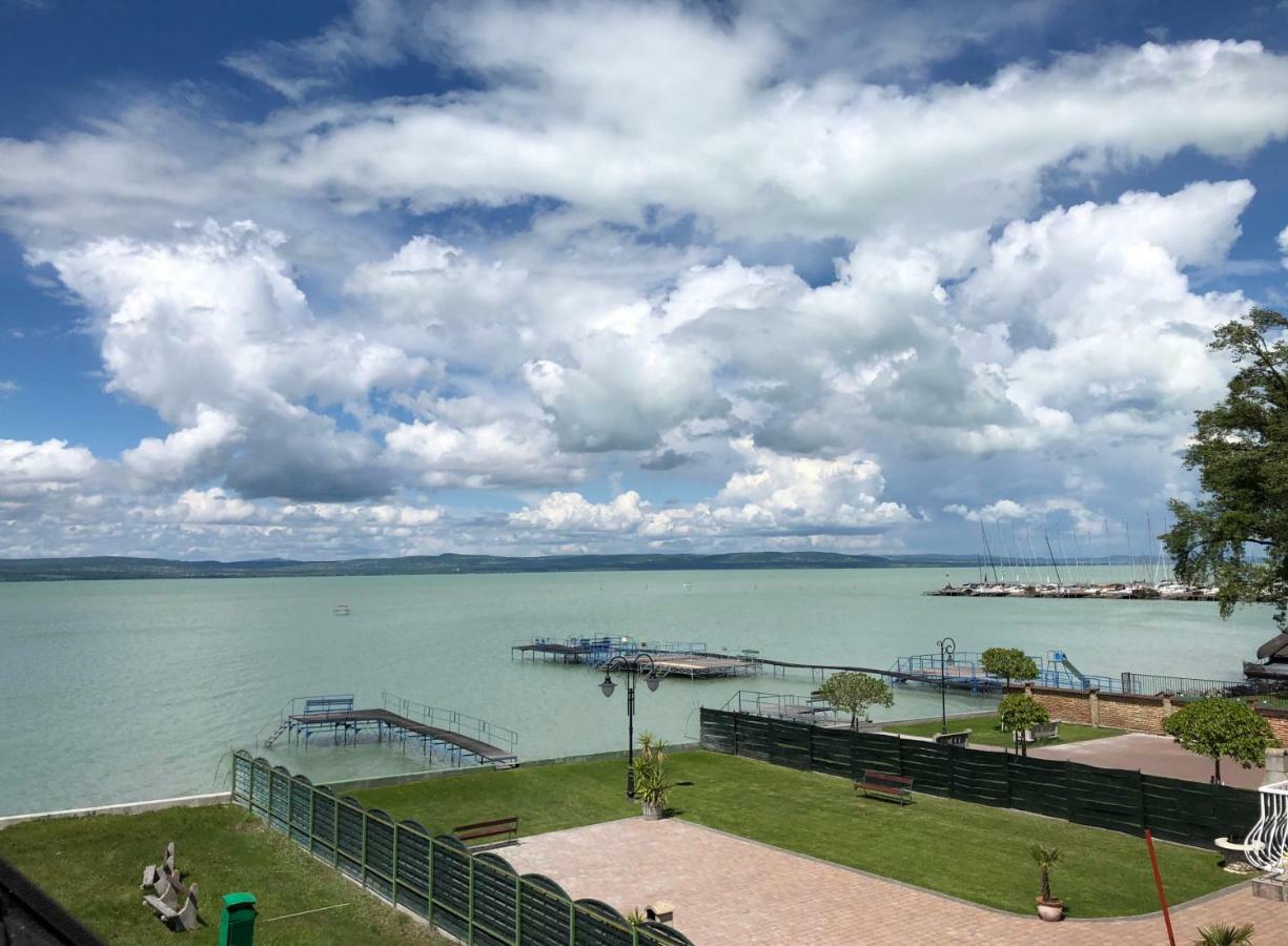 Hullam Apartman Balatonlelle Dış mekan fotoğraf