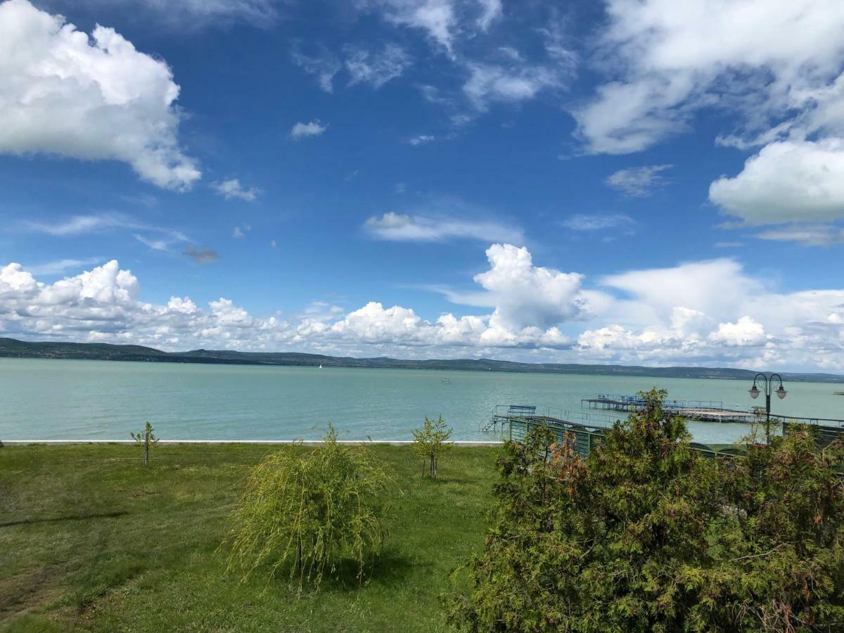 Hullam Apartman Balatonlelle Dış mekan fotoğraf